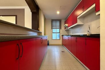 Impiana on the Waterfront