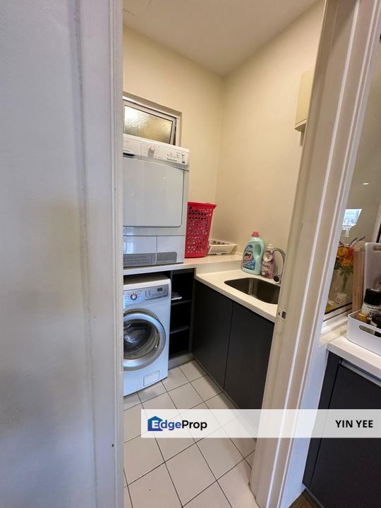 Rare 1735 sqft Unit in Windsor 2 Carparks Excellent Condition, Kuala Lumpur, Sri Hartamas 