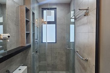 The Riyang @ Happy Garden