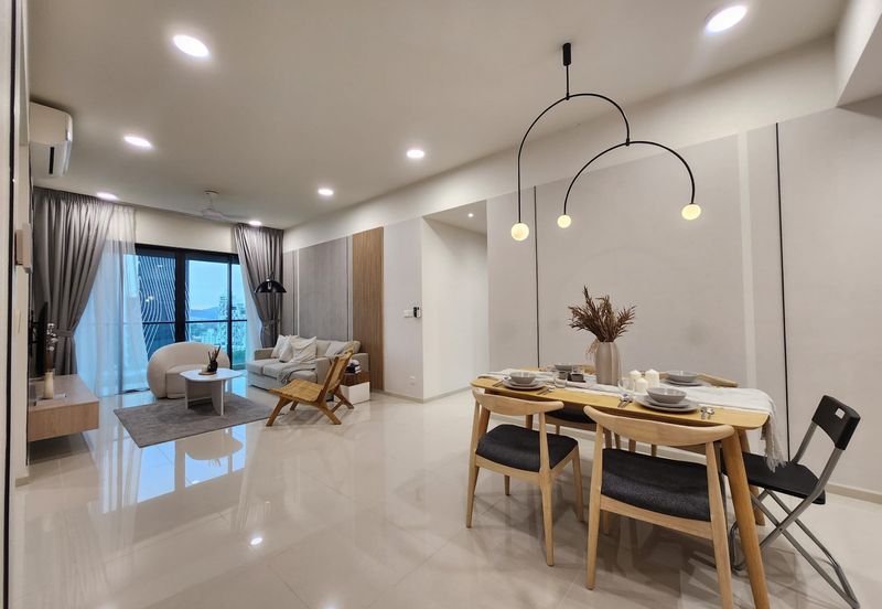 Residensi Solaris Parq