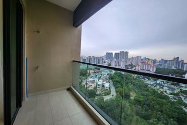 Residensi Solaris Parq