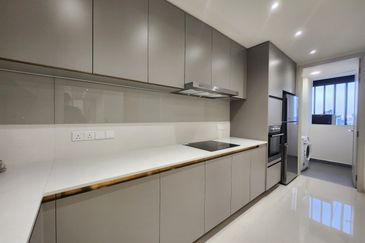 Residensi Solaris Parq