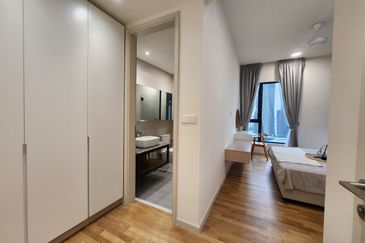 Residensi Solaris Parq