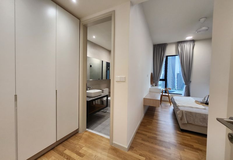 Residensi Solaris Parq