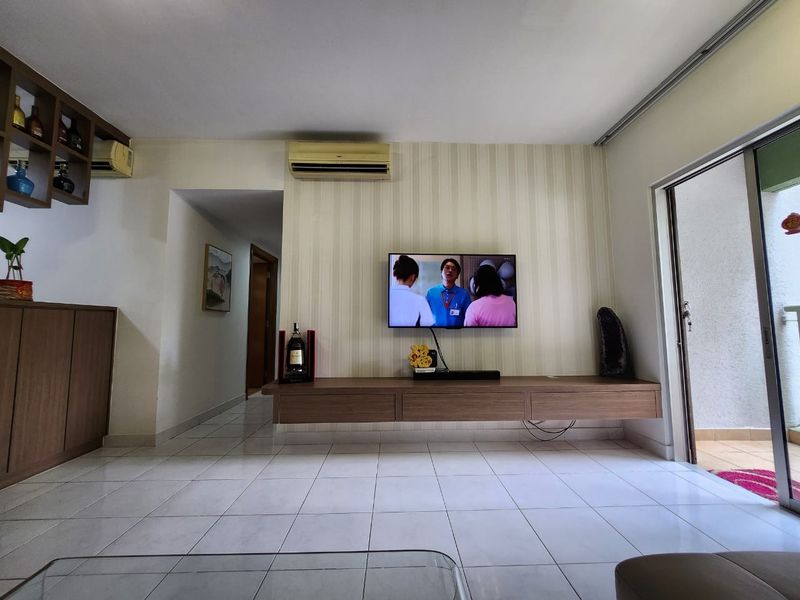 3 Bedrooms fully furnished for rent, Kuala Lumpur, Mont Kiara