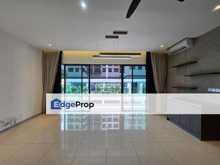 Partial furnished 4+1 bedrooms for rent, Kuala Lumpur, Mont Kiara