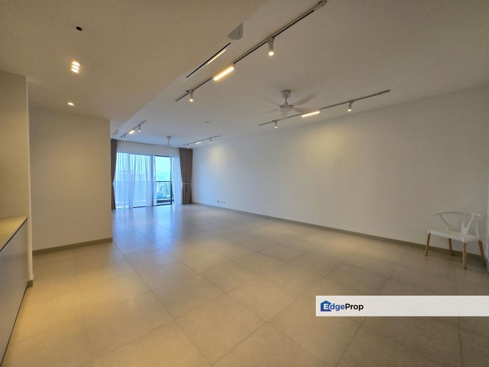 Renovated partial furnished for sale, Kuala Lumpur, Mont Kiara