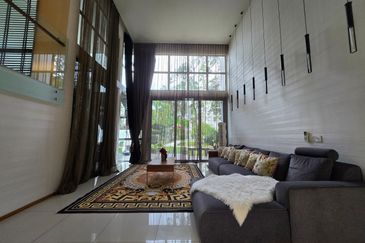 Symphony Hills Schumann