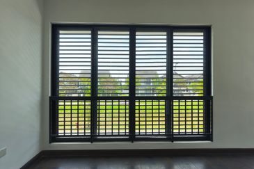 Reesia Elmina Garden