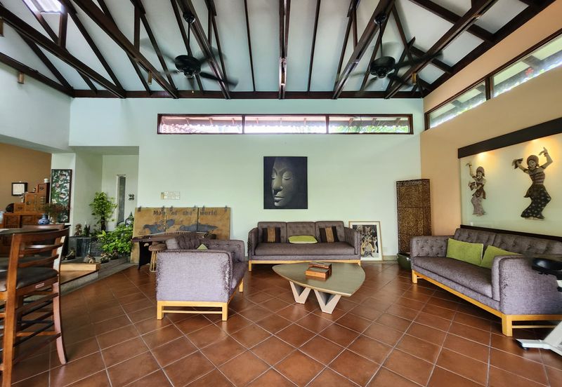 Changkat Kiara Surya