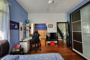 Changkat Kiara Surya