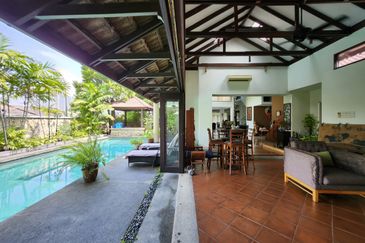 Changkat Kiara Surya