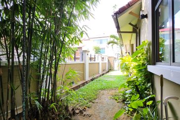 Changkat Kiara Surya