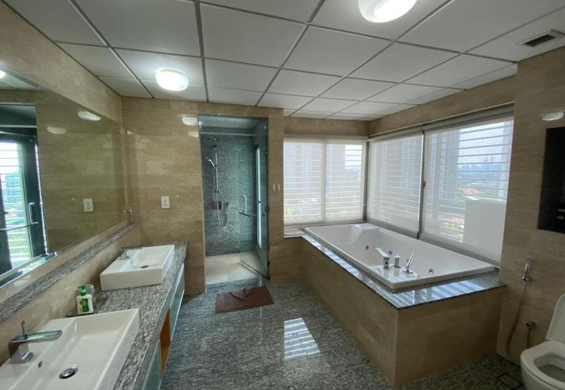 10 Mont Kiara (MK10)