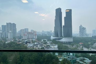 Residensi Solaris Parq