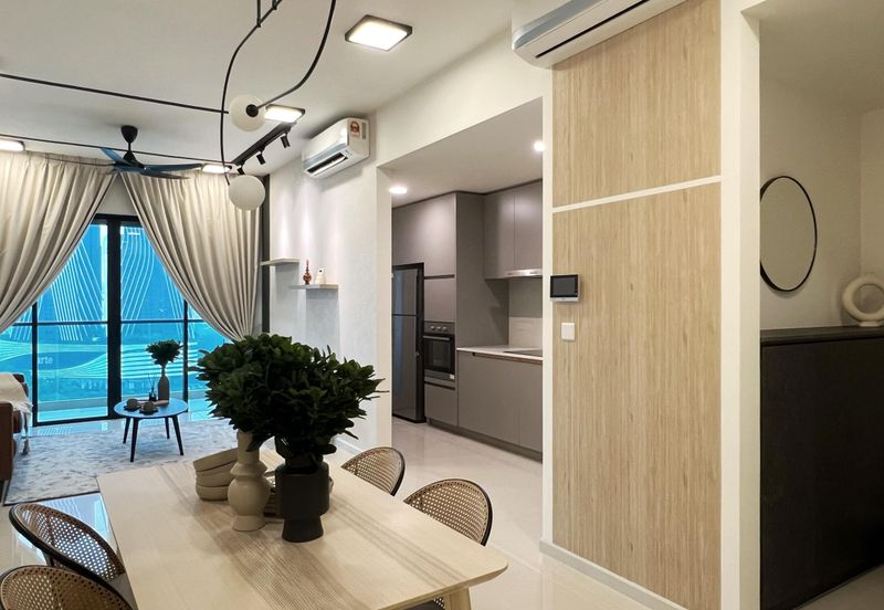 Residensi Solaris Parq