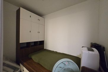 Arcoris Residences