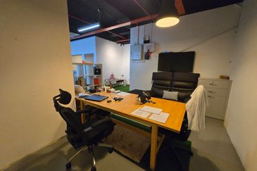 The Vertical Business Suites