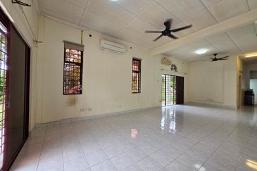 Seksyen 4, Kota Damansara