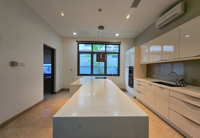 The Residence, Mont Kiara