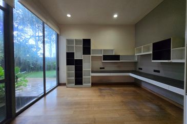 The Residence, Mont Kiara