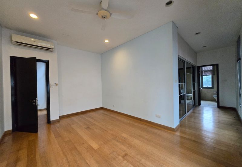 The Residence, Mont Kiara