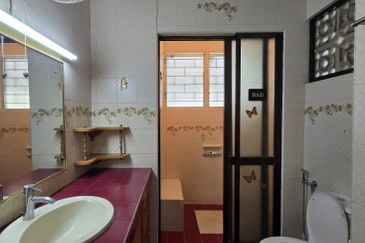 Jalan Tempinis Kanan