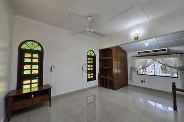 Jalan Tempinis Kanan