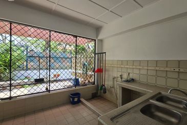 Jalan Tempinis Kanan