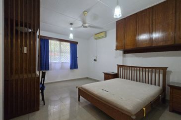 Jalan Tempinis Kanan