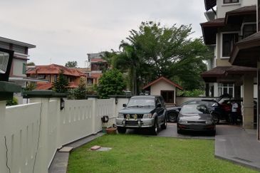 Bukit Jelutong