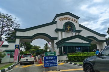 Tropicana Golf & Country Resort