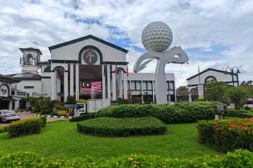 Tropicana Golf & Country Resort