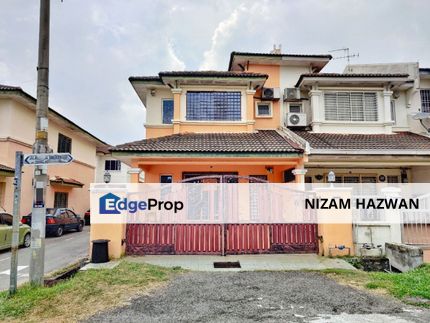 Fully Renovated End Lot 2 Storey Prima Saujana Kajang, Selangor, Kajang