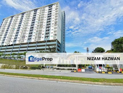 Pangsapuri Puncak Saujana Kajang With 2 Parking , Selangor, Kajang