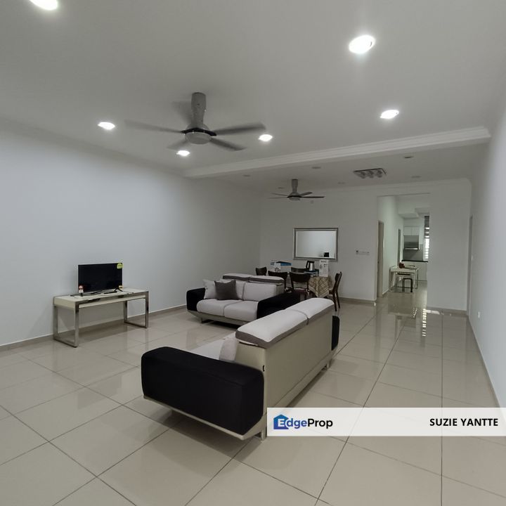 [CHEAPEST FULLY FURNISHED RENOVATED Unit Facing OPEN Near Guard House Playground Field] 2Storey Link House HIJAYU 1 Bdr Sri Sendayan Seremban FOR SALE, Negeri Sembilan, Seremban