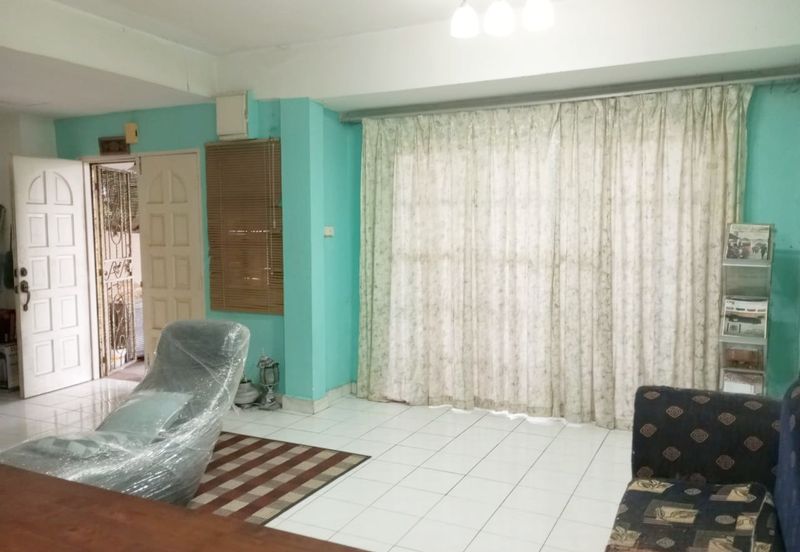 Seksyen 8, Kota Damansara