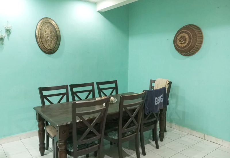 Seksyen 8, Kota Damansara