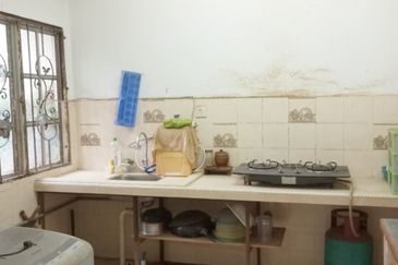 Seksyen 8, Kota Damansara