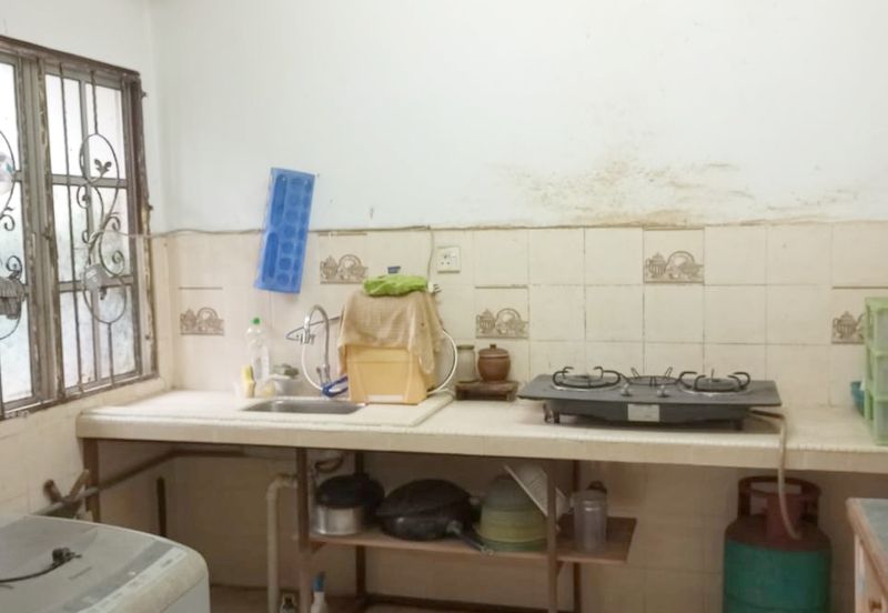 Seksyen 8, Kota Damansara