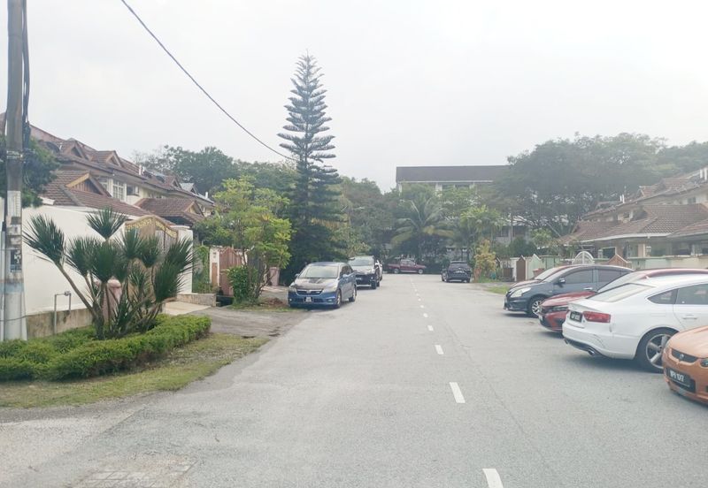 Seksyen 8, Kota Damansara