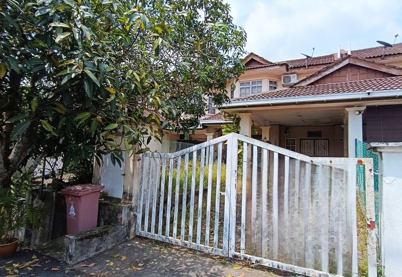 Seksyen 8, Kota Damansara