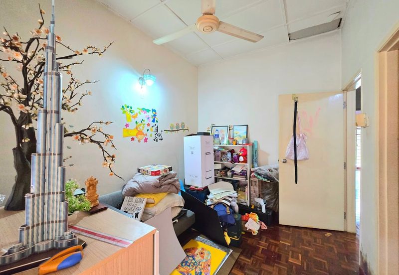 Seksyen 8, Kota Damansara