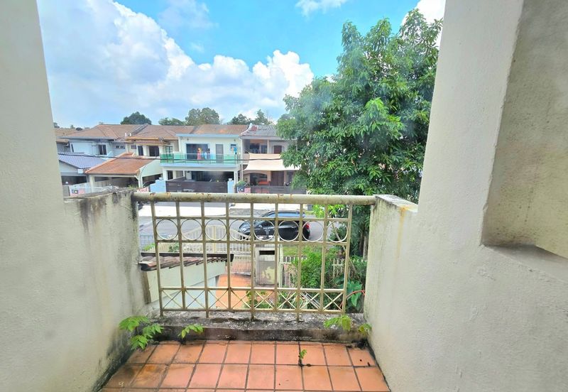 Seksyen 8, Kota Damansara