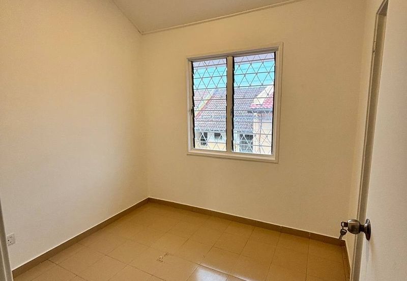 Lorong Cakera Purnama 12/28