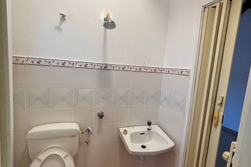 Lorong Cakera Purnama 12/28