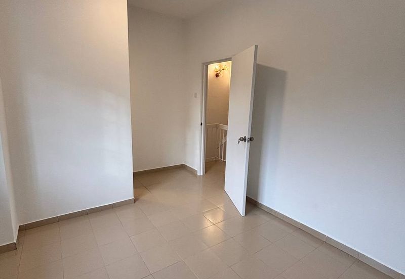 Lorong Cakera Purnama 12/28