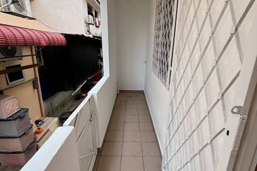 Lorong Cakera Purnama 12/28