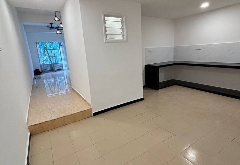 Lorong Cakera Purnama 12/28