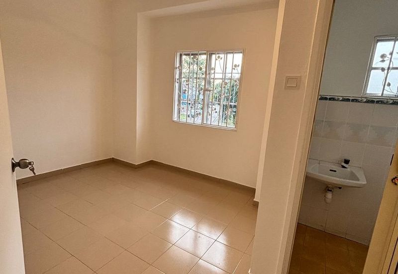 Lorong Cakera Purnama 12/28